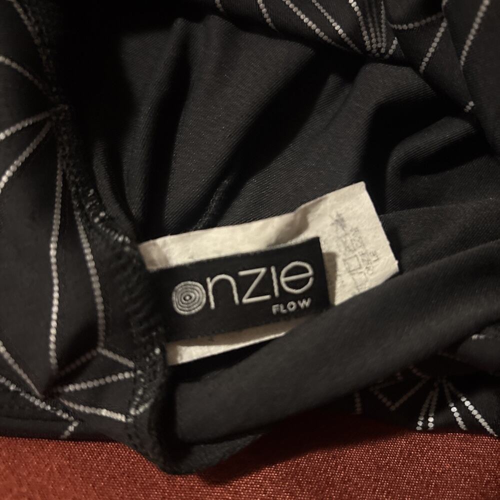 Onzie Flow Highrise Basic Capri 2029 Reflective (Reflective, S/M) - Picture 3 of 3